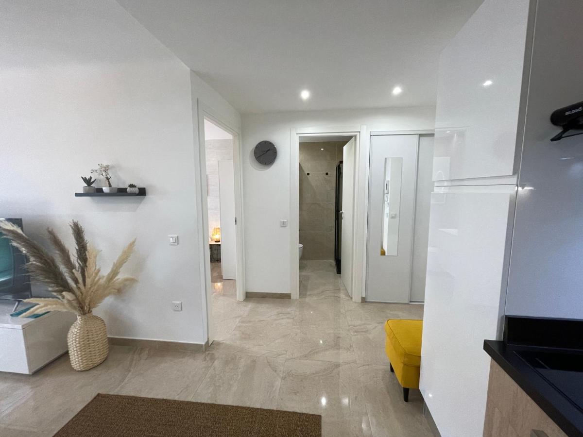 Superbe Appartement Idealement Situe A カンヌ エクステリア 写真
