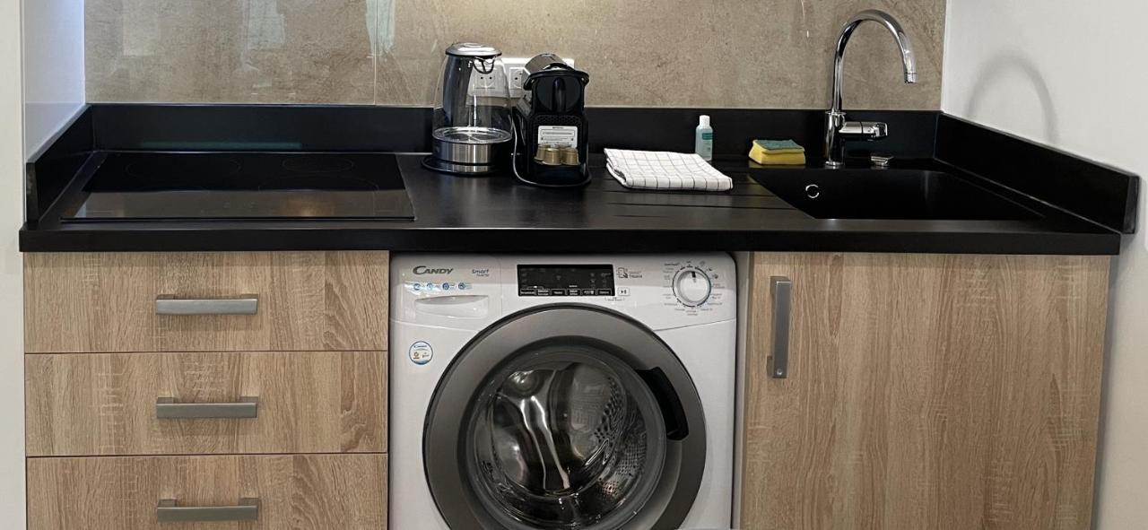 Superbe Appartement Idealement Situe A カンヌ エクステリア 写真